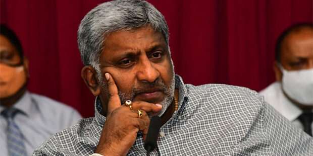 போராட்டக்காரர்களுக்கு அமைச்சர் சொன்ன ஆலோசனை