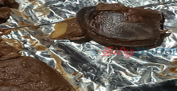 சொக்லேட்டில் கட்டைவிரல்