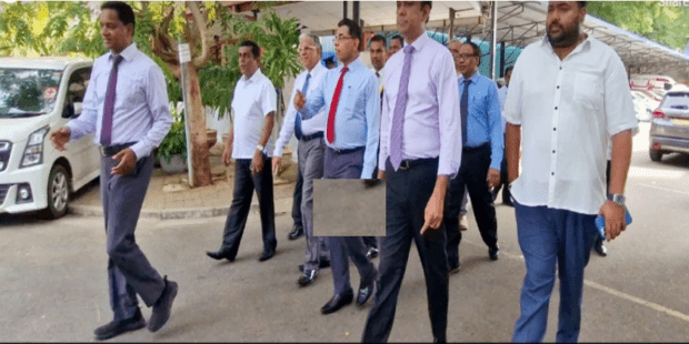 சுகாதார அமைச்சர் யாழ் போதனா வைத்தியசாலைக்கு விஜயம்