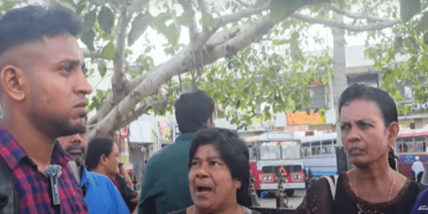 சமூக ஊடகங்கள் மிரட்டப்படும்