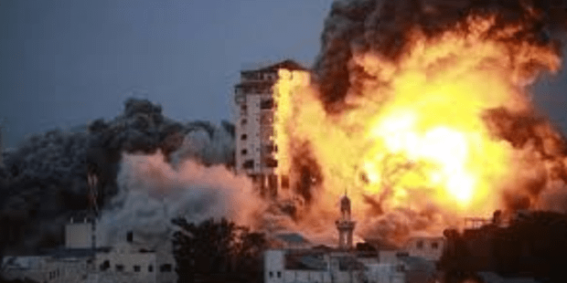 இஸ்ரேல் ஈரான் போர் வெடிக்கும் அபாயம்