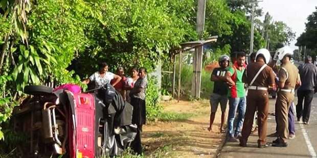 விபத்தில் மூவர் பலி