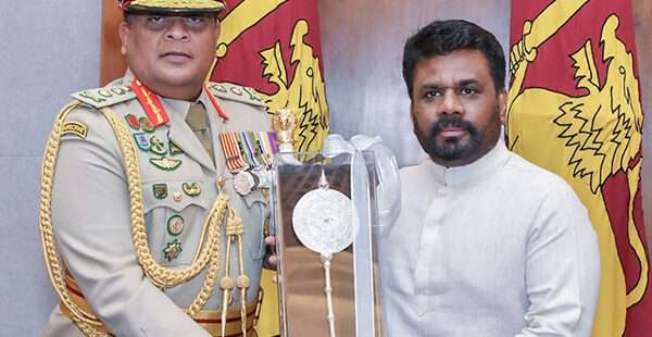 பாதுகாப்பு படை பிரதானிகள் ஜனாதிபதியுடன் சந்திப்பு