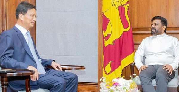 சீனா சந்திப்பு அனுராவுடன்