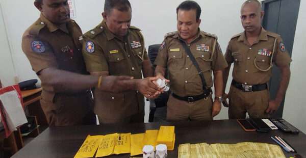 16 பவுண் திருட்டு நகைகளுடன் 5 பேர் கைது