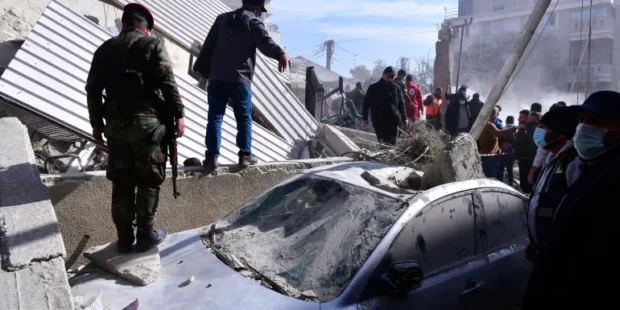 இஸ்ரேல் எப்படி சிரியாவை தாக்க முடியும்