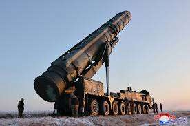 ரஷ்யா உக்ரைனில் ICBM ஐ துவக்குகிறது