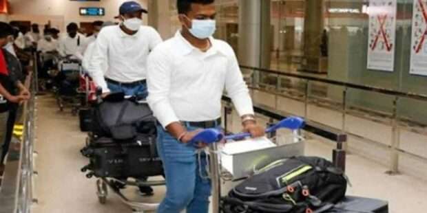 தொழிலுக்காக வௌிநாடு செல்லும் ஆண்களின் எண்ணிக்கை அதிகரிப்பு