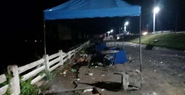 கடைகளை எரித்த மர்ம ஆசாமி