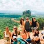 இலங்கைக்கு குவியும் சுற்றுலா பயணிகள்