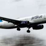 விமானத்தில் இரு சடலம் மீட்பு