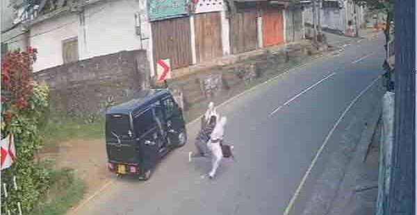 மாணவி கடத்தல் பெற்றோர் கதறல்