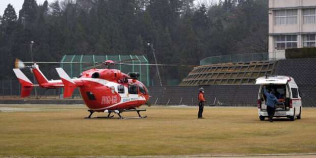 ஜப்பானுக்கு அப்பால் கடலில் மருத்துவ ஹெலிகாப்டர் விபத்துக்குள்ளானது