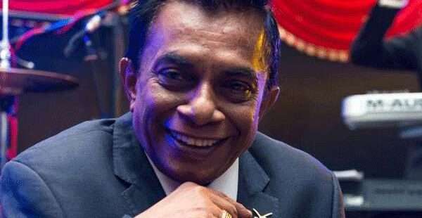 பழம்பெரும் சிங்கள பாடகர் சமன் டி சில்வா காலமானார்