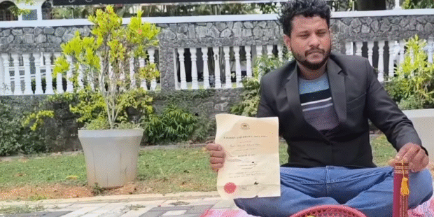 மாம்பழம் விற்ற பட்டதாரி ஆளுநர் செயலகம் பரபரப்பு