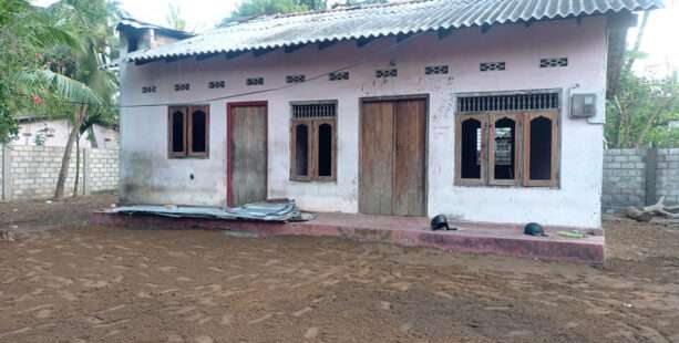 வடக்கு கிழக்கு மக்களுக்கு அரசு வீடுகள்