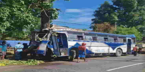பஸ் விபத்து கதிர்காமத்தில்