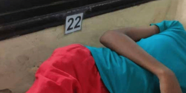 மாணவனை தாக்கிய மாணவன்