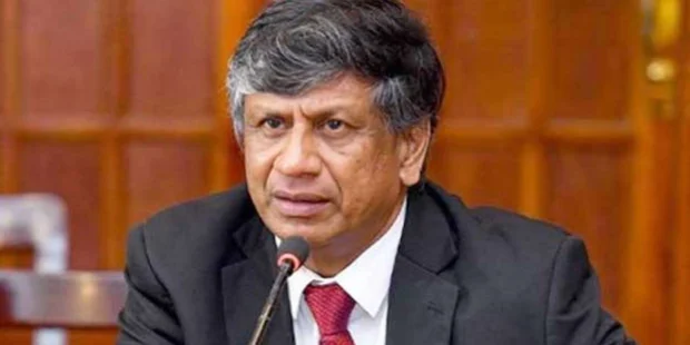 கோத்தபாயா செயலாளர் சிக்கினார்