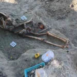 செம்மணியில் கட்டியணைத்தவாறு இரு எலும்பு கூட்டு தொகுதி