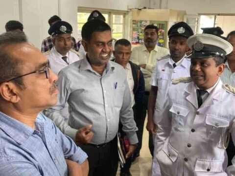 ரயில் நிலையத்திற்கு கண்காணிப்பு விஜயம்