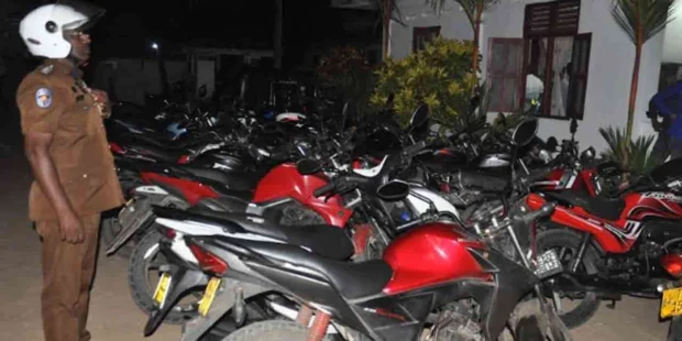 போக்குவரத்து சட்டங்களை மீறிய மோட்டார் சைக்கிள்கள் கைப்பற்றல்