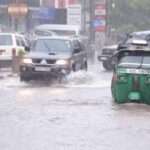 காலிநகரின் பலவீதிகள் நீரில் மூழ்கின