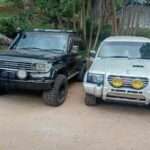 உரிமங்கள் இல்லாத 2வாகனங்கள் சிக்கின