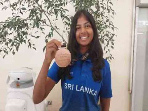 வெண்கலப் பதக்கத்துடன் நாடு திரும்பினார் காயா