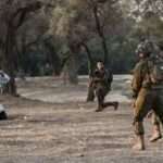 இஸ்ரேலியப் படை அட்டூழியம்