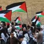 வங்கிகளில் பணம் இல்லாததால் பாலஸ்தீனியர்கள் அவதி