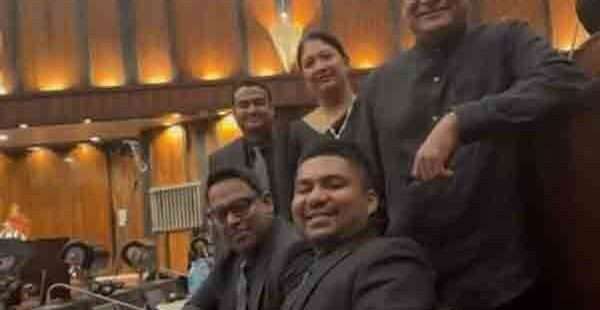 வெலிகம சம்பவம்: எதிரணி கறுப்பு எதிர்ப்பு