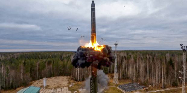 8நிமிடத்தில் பிரிட்டனை தாக்கும் ஏவுகணை ரஷ்யா சோதனை