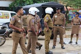 கம்பஹா காவல்துறை அதிகாரிகள் ஆறு பேர் பணிநீக்கம்