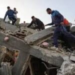 காசாவின் இடிபாடுகளுக்குள் 10000 பாலஸ்தீனியர்கள்
