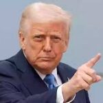 டொனால்ட் டிரம்ப் தன்னை வெனிசுலாவின் செயல் ஜனாதிபதி என்று அறிவித்தார்