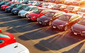 இலங்கை வாகனங்களுக்காக 1.5 பில்லியன் டாலர்களை செலவிட உள்ளது