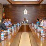 சுற்றுலாவிற்கு ஸ்கை டைவிங்