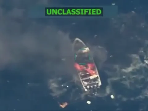 பசிபிக் பெருங்கடலில் கப்பல் மீது நடத்தப்பட்ட சமீபத்திய தாக்குதலில் அமெரிக்க இராணுவம்