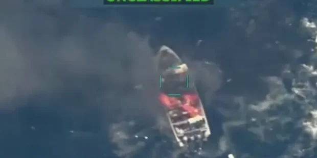 பசிபிக் பெருங்கடலில் கப்பல் மீது நடத்தப்பட்ட சமீபத்திய தாக்குதலில் அமெரிக்க இராணுவம்