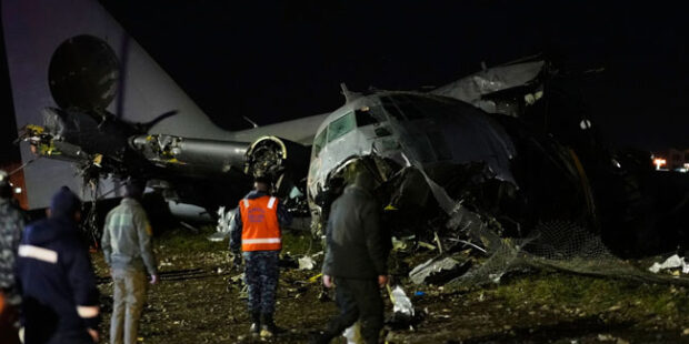 இராணுவ விமானம் விபத்து 15பேர் பலி