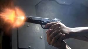 மகளை சுட்டுக் கொன்ற அப்பா