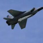 ஐந்து ரஷ்ய போர் விமானங்களை இடைமறிக்க அமெரிக்க ஜெட் விமானங்கள்