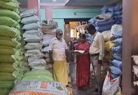 மாத்தறையில் சட்டவிரோத உர விற்பனையில் நுகர்வோர்