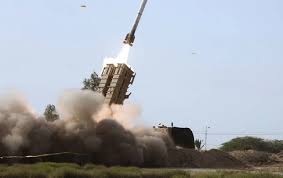 கத்தார்மீது ஈரான் 9ஏவுகணைக தாக்குதல்