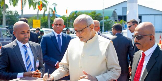 இந்திய பிரதி ஜனாதிபதி இலங்கை வந்தார்