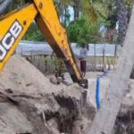 புலிகள் ஆயுதக் கிடங்கில் வீழ்ந்த அனுரா