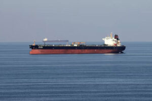 மத்திய கிழக்கு மோதல்களுக்குப் பிறகு முதல் கச்சா எண்ணெய் கப்பல் இன்று வருகை