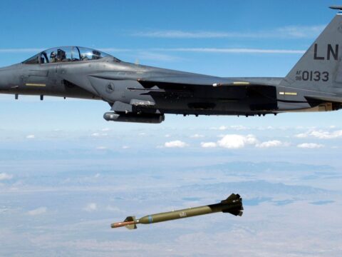 ஈரானிடம் சிக்கிய அமெரிக்கா குண்டு