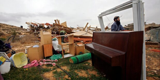 இஸ்ரேல் குடியேற்றவாசி குத்தி கொலை